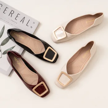 Дамски обувки на равна подметка, от изкуствена кожа с квадратни пръсти и метални копчета, однотонная, проста, лаконичная дамски обувки на плосък ток, размер 35-43, добро качество